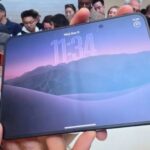 Displej iPhonu Duo stojí Apple OBROVSKÚ sumu. Vyrába ho Samsung iPhone Duo záhyb displeja