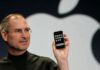 Pred 15 rokmi zomrel Steve Jobs. Muž, ktorý ZACHRÁNIL Apple a zmenil svet Steve Jobs iPhone