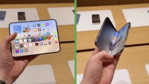 iPhone Duo v ľavej ruke