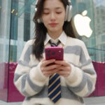 iPhone 18 Pro v Dark Cherry vyzerá BRUTÁLNE. Toto video vytvorila AI iPhone 18 Pro červená