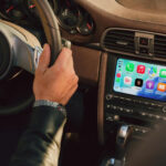 Aj 17-ročné Porsche dostane bezdrôtový CarPlay. Automobilka chystá VEĽKÝ upgrade Porsche CarPlay